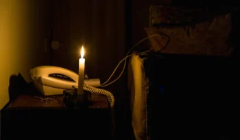 In some parts of Lebanon, electricity cuts last as long as 22 hours. (Patricia Huchot-Boissier/REUTERS)